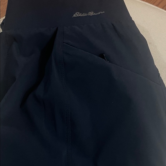 Eddie Bauer Women’s Size 4 Trail Pants Navy Cargo Pockets Hiking Outdoor Stretch - Picture 7 of 15
